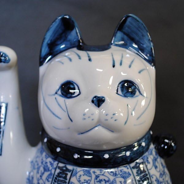 Amazon.co.jp: 瀬戸焼 招き猫 日本製 染付猫磁器ホワイト柄(中